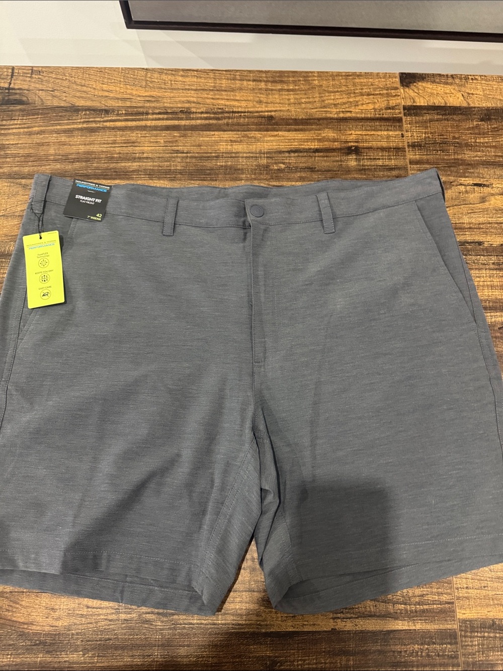 Roundtree & Yorke Men's Slate Grey Flat Front Performance Shorts